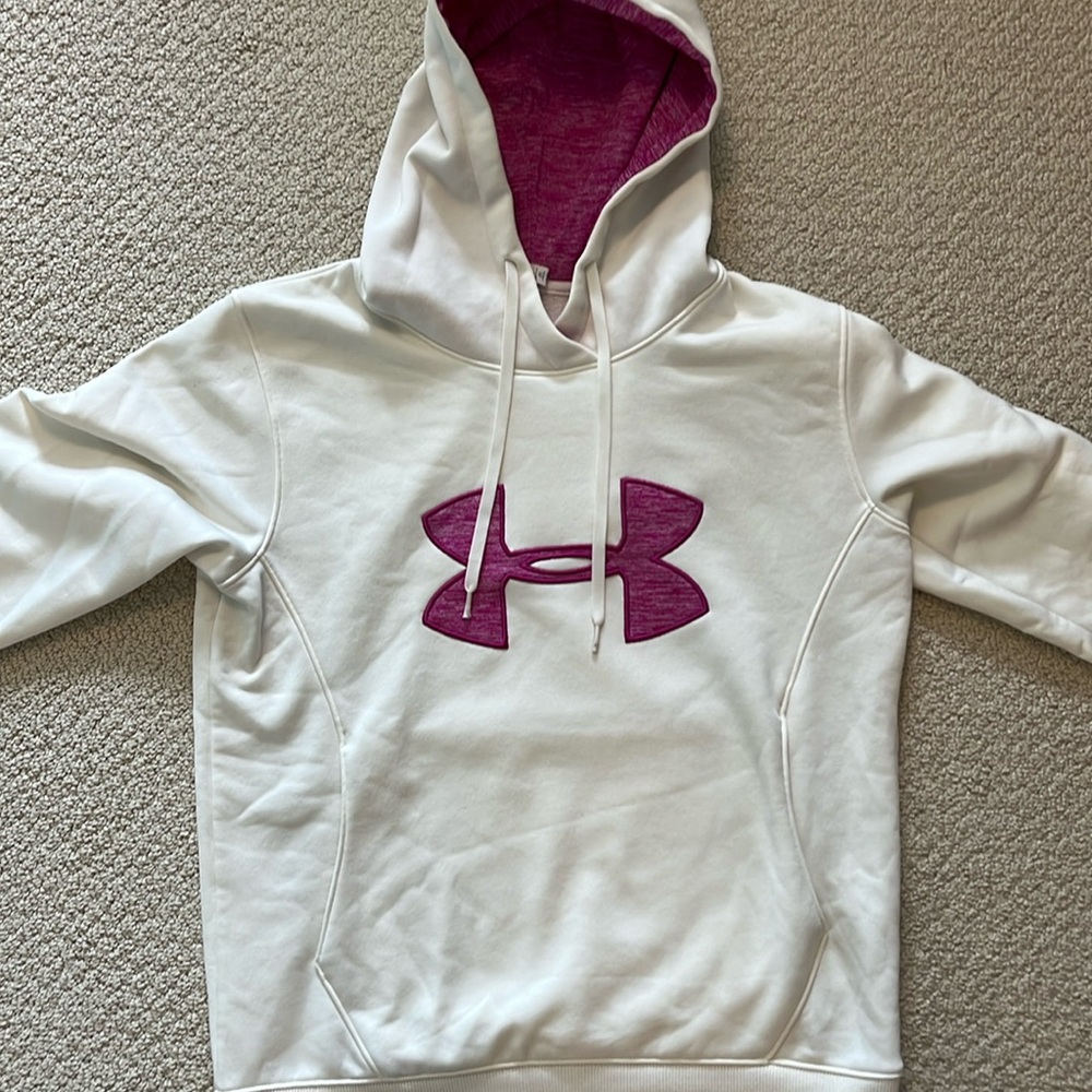 Women’s under armor, sweatshirt, hoodie, cold gear, size M